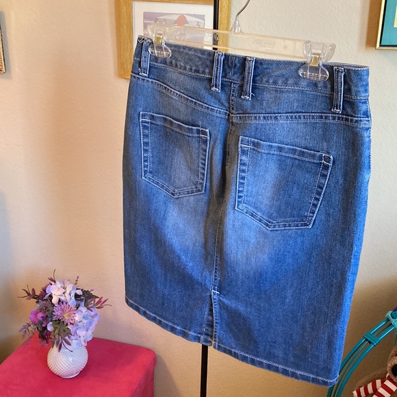 Nine West Vintage America Collection Denim Skirt Made in Indonesia Size 28/6 - Picture 4 of 8